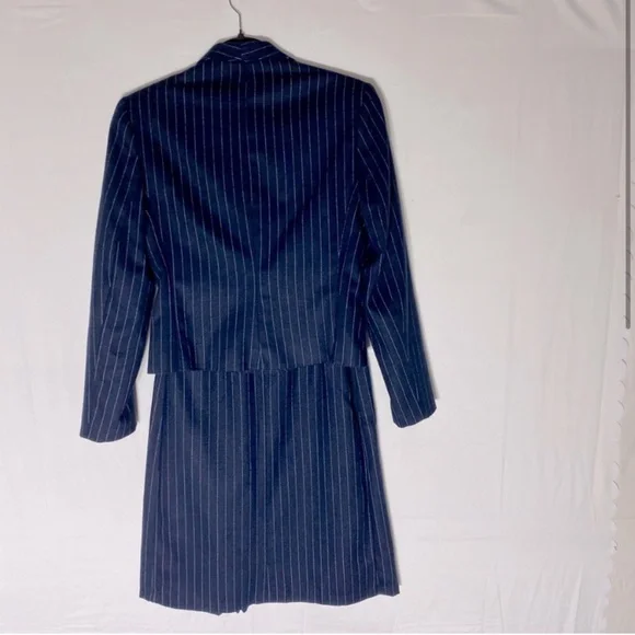 Vintage Crème Caramel Navy Blue Pinstriped Suit Skirt Set S - Picture 2 of 13